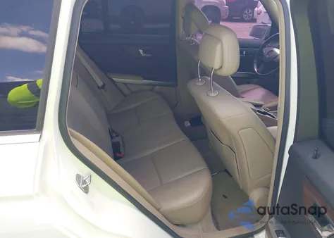 2011 Mercedes-Benz Glk 350 z USA, uszkodzony, nr VIN WDCGG5GB0BF538643